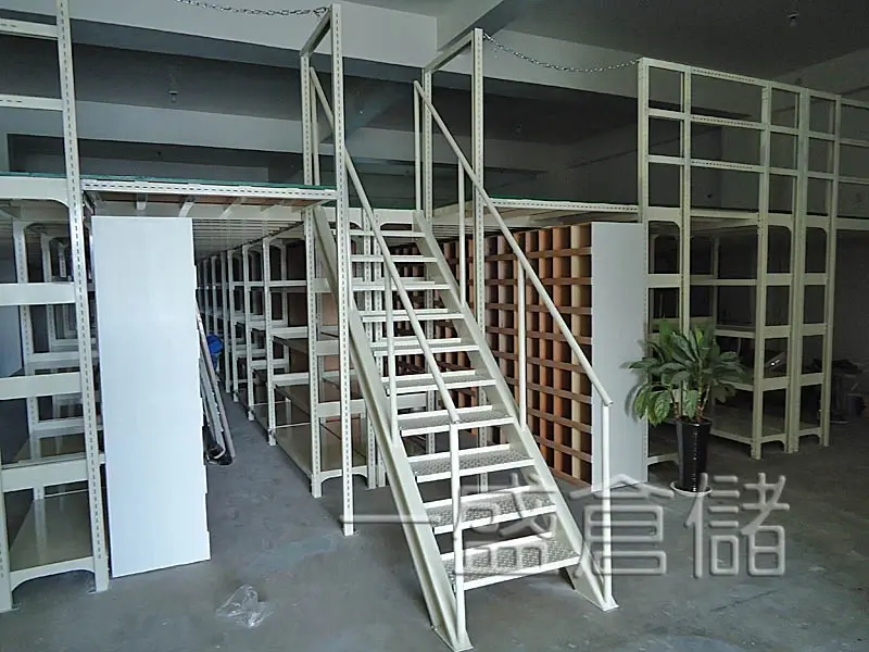 Medium-Duty Shelving
