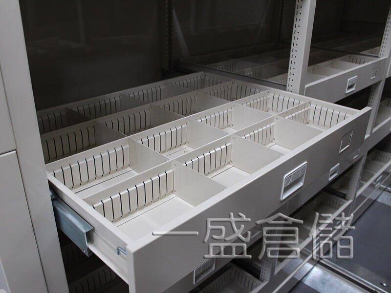 Medium-Duty Mobile Storage Cabinet