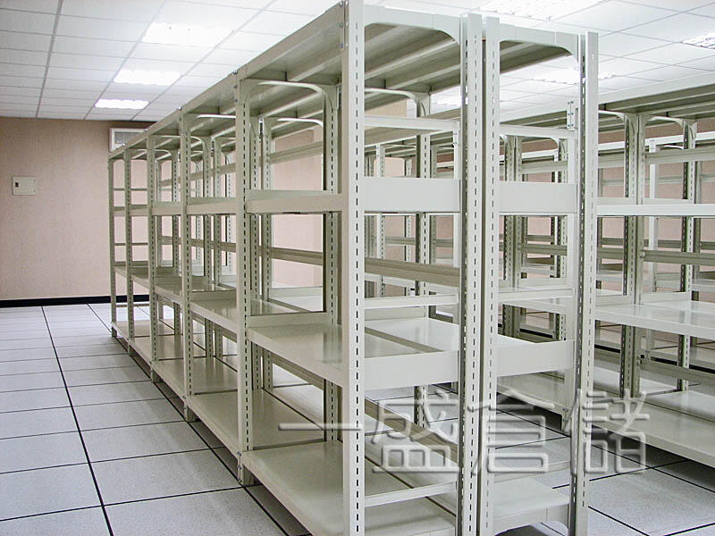 Medium Duty Storage Rack